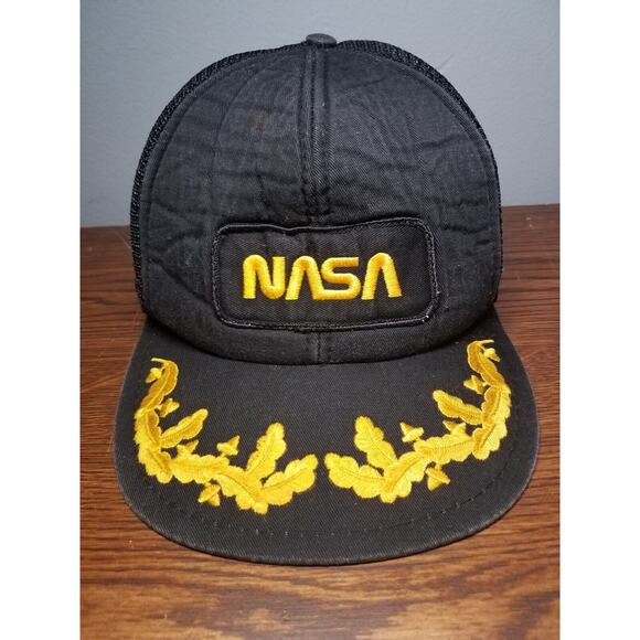 Vintage NASA Black Mesh Snapback Hat With "Scrambled Eggs" Gold Leaf Embroidery - Picture 2 of 9
